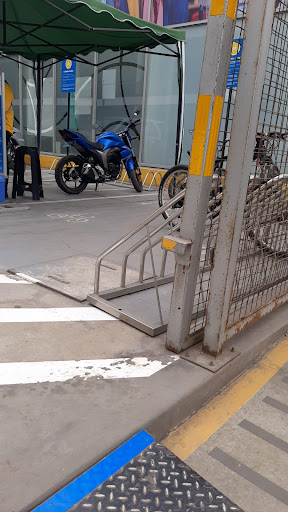 LOS PORTALES S.A.C Estacionamiento de Bicicletas Chorrillos